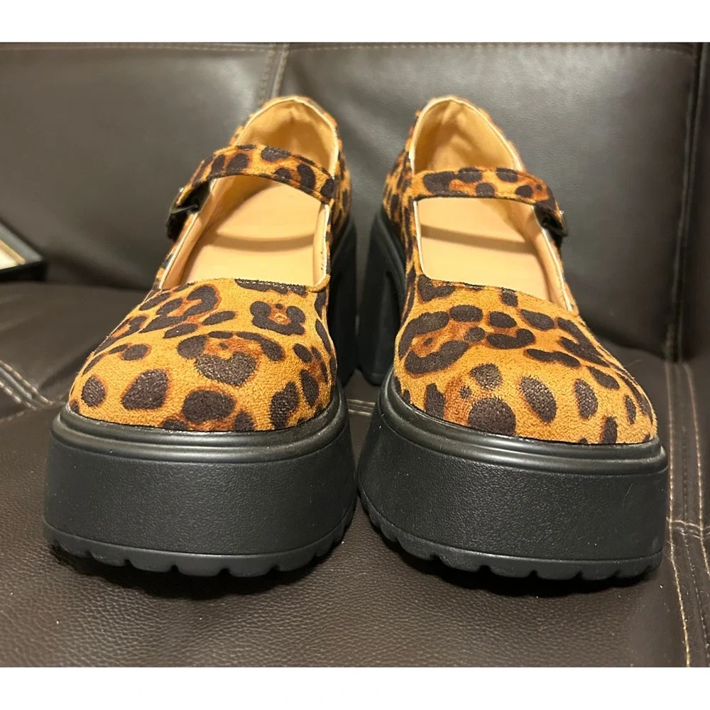 N/A nwot leopard